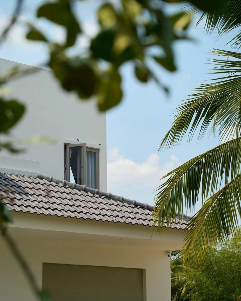 Thiết kế tối giản hóa mà đẹp trong ngôi nhà miền Tây - Hình 4