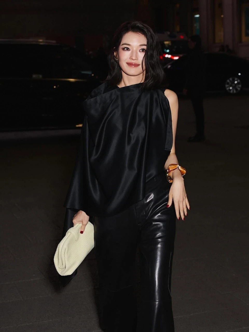 Thư Kỳ nghẹn ngào kể về hành trình tìm con 9 năm đầy nước mắt - Hình 1