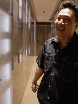 Trấn Thành khoe nhà mới: Nội thất sang xịn, riêng phòng tắm khiến netizen trầm trồ hóa ra đây là cách người giàu xài tiền - Hình 1