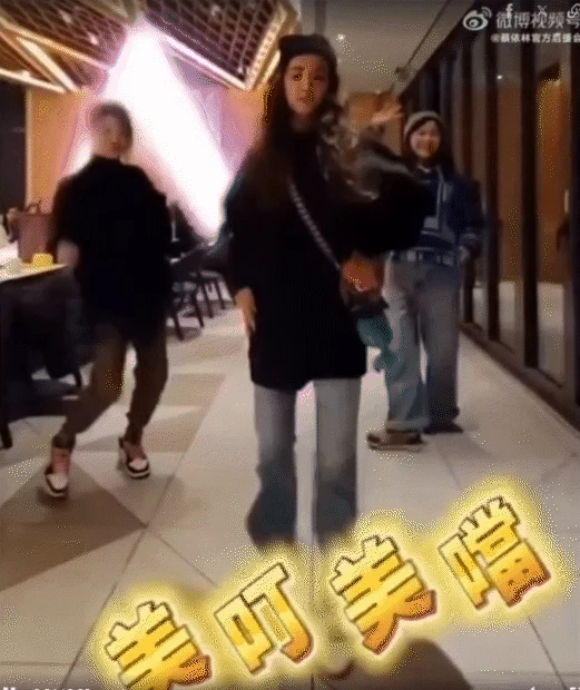 Việt Nam chưa ai làm được như mỹ nhân này: Truyền thông Mỹ khen hết lời, BLACKPINK cũng phải đu trend - Hình 1