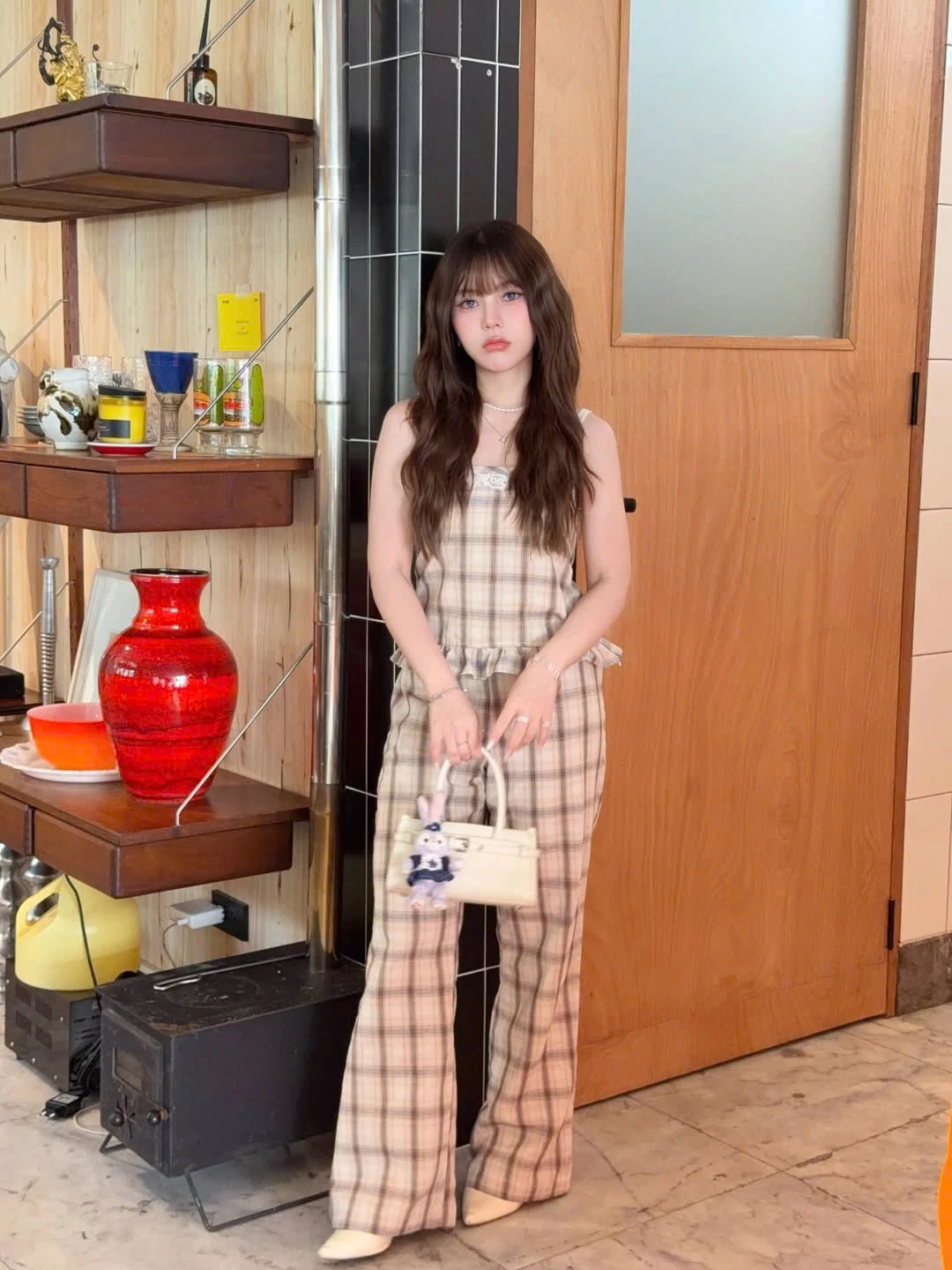 Trang phục ca rô: Lên đồ xuống phố trẻ trung chỉ trong một bước - Hình 5