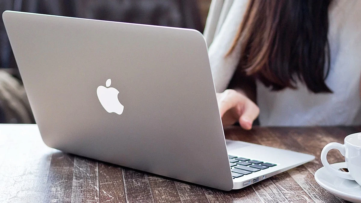 Apple đưa MacBook Air 2017 và iPad mini 4 vào danh sách thiết bị cũ, lỗi thời - Hình 1