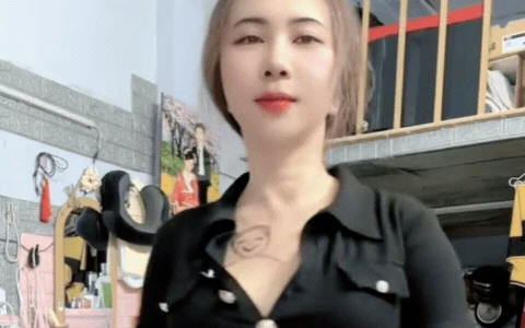 Mẹ Thuỳ Tiên: Tôi vào cốc tu mới vừa lòng các bạn - Hình 1