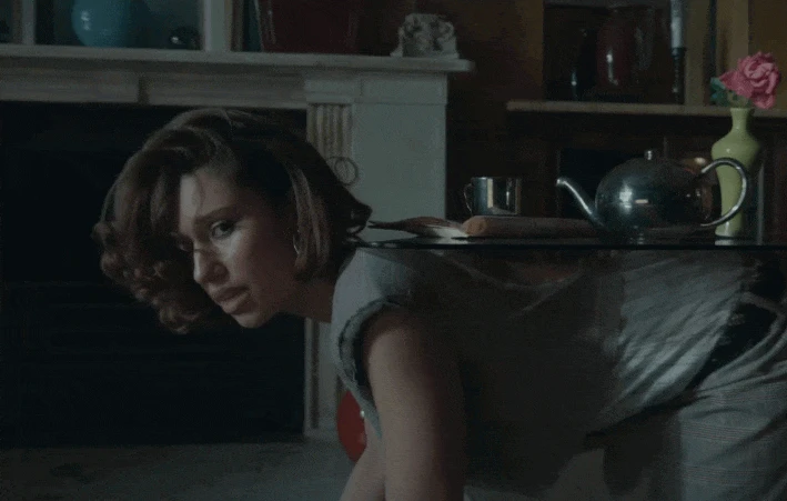 Mỹ nhân có album hay nhất thế giới hiện tại: Làm nền cho sao hạng A mãi mới nổi tiếng, hát vang toả 3 SVĐ còn nghe - Hình 2