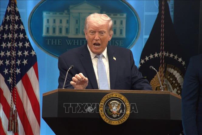 Giải mã bụi hạt nhân là gì mà ông Trump liên tục nhắc đến khi nói về Iran - Hình 1