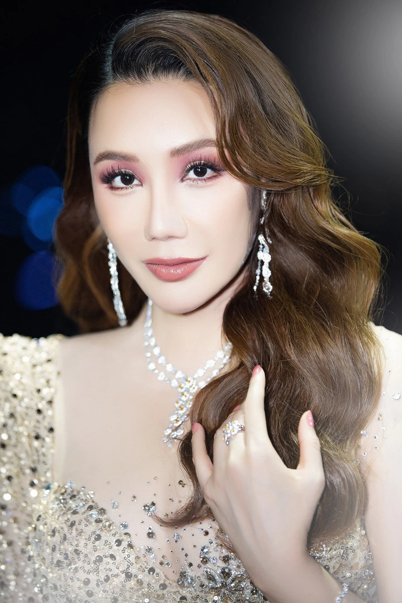 10 sao Việt từng là thủ khoa, có người xuất sắc đạt thành tích 2 lần - Hình 3