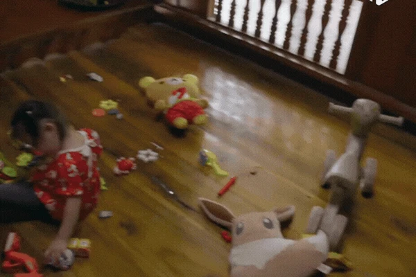 Lần đầu có Hoa hậu cộng đồng mà chỉ thấy sống vì mình: Chảnh chọe không coi ai ra gì, hỗn láo với bố ruột - Hình 2