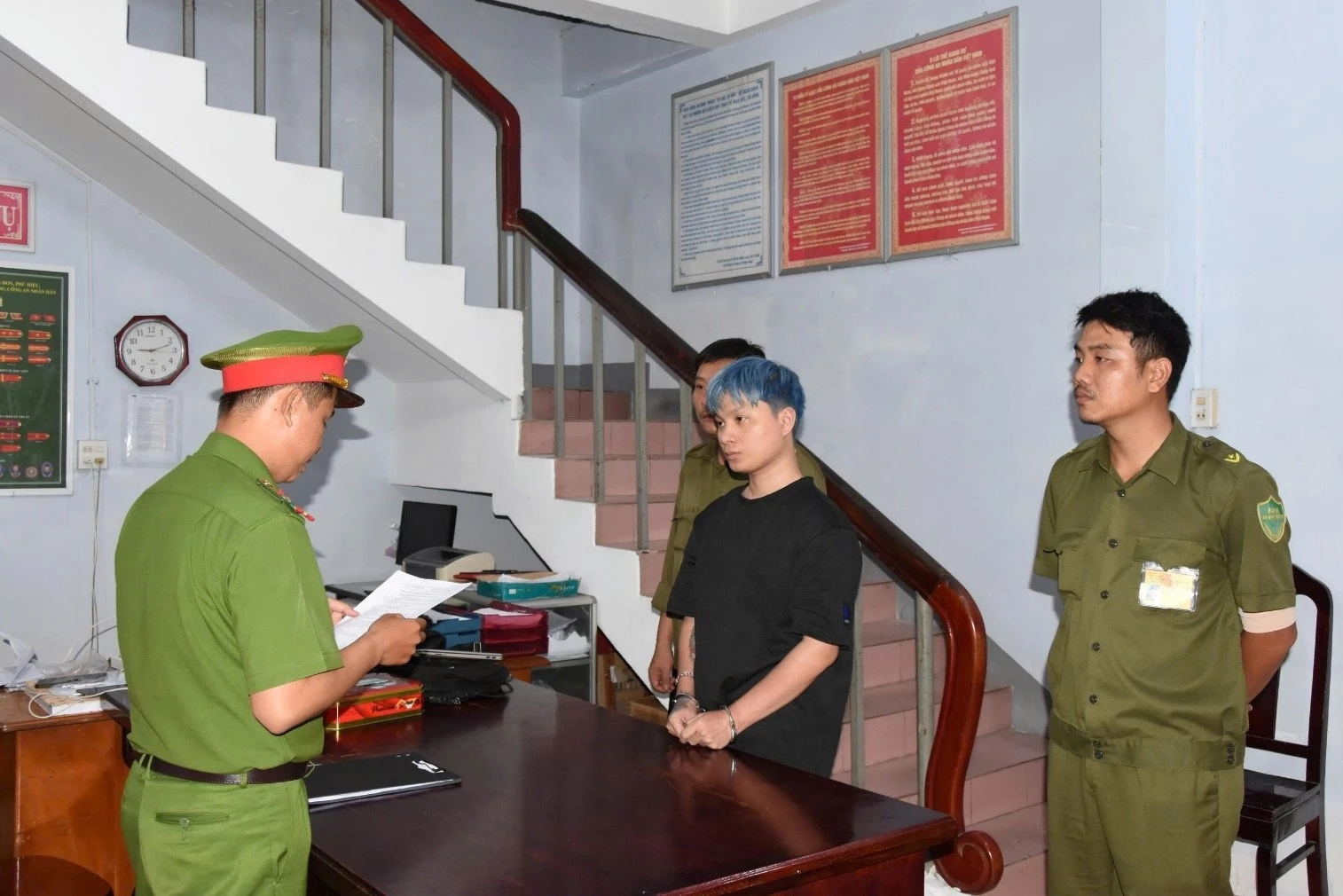 Lừa đổi ngoại tệ, thanh niên ở Lâm Đồng chiếm đoạt gần 500 triệu đồng - Hình 1