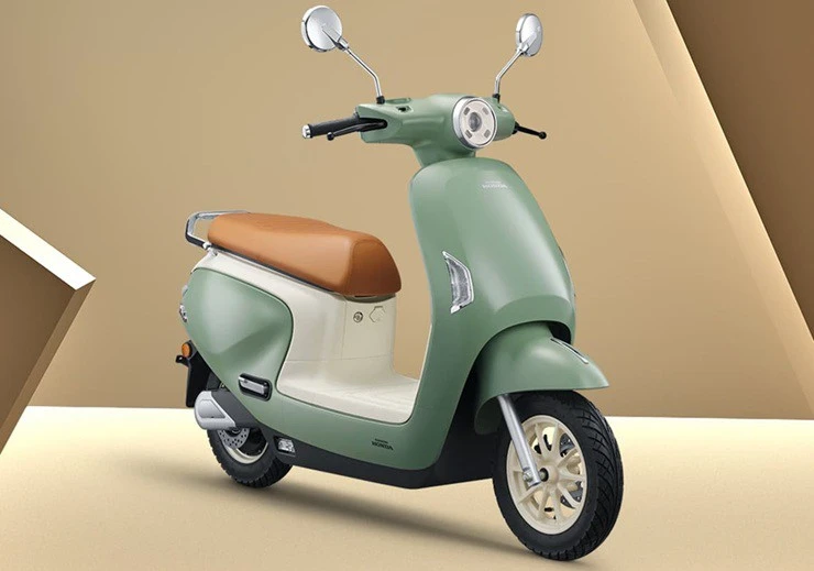 Honda DM7 - xe máy điện phong cách retro, tích hợp GPS hiện đại - Hình 1