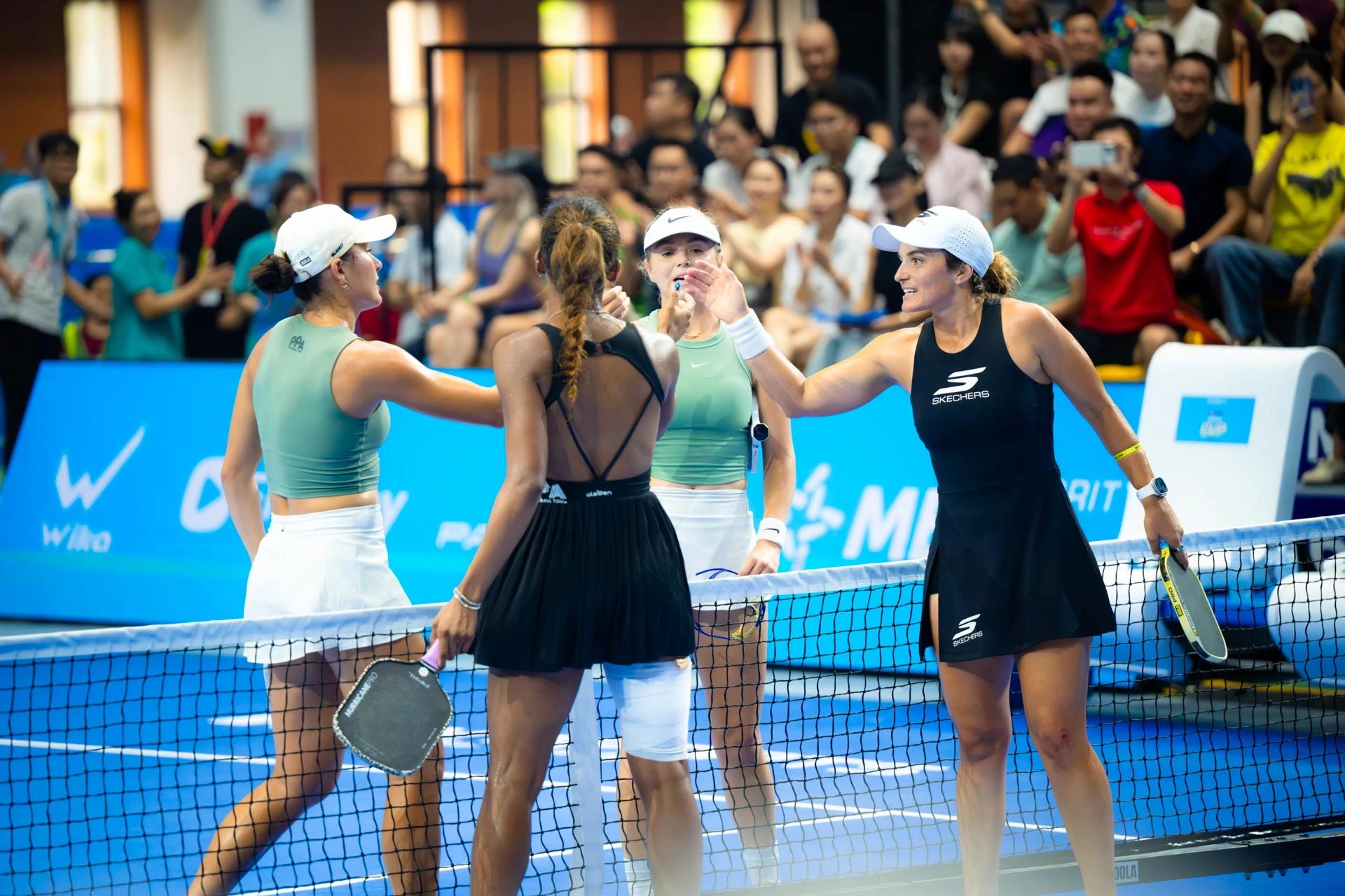 Đẳng cấp không thể bàn cãi: Thu Thuỷ - Ánh Dương Anna Leigh Water - Anna Bright vô địch PPA Hanoi, đội nón lá cực yêu - Hình 2