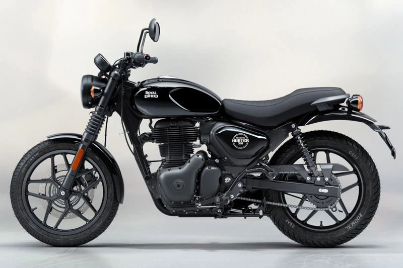 Môtô động cơ 349cc, phanh ABS, giá gần 43 triệu đồng - Hình 4