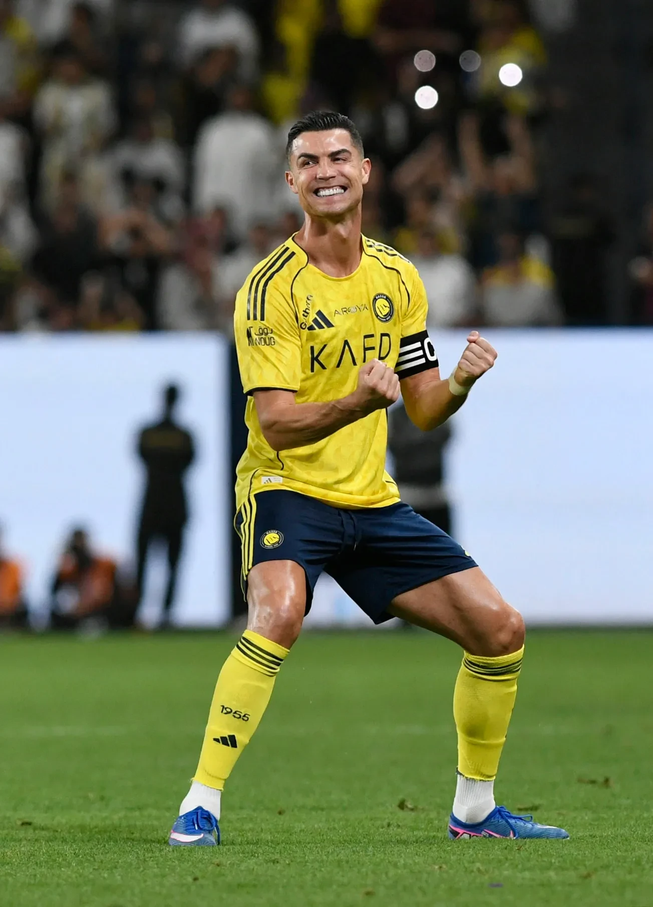 Ronaldo hay Messi đều không phải Top 1, lộ diện vị vua thực sự trong danh sách sao thể thao giàu nhất mọi thời đại! - Hình 2