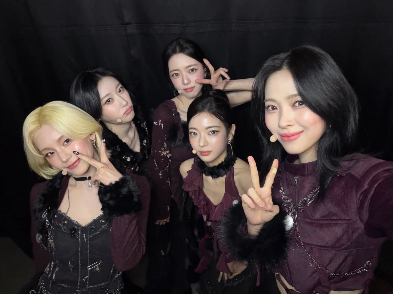 Mỹ nhân được đề cử đẹp nhất thế giới hết thời: Doanh thu album thấp nhất lịch sử, bốc hơi khỏi toàn bộ BXH - Hình 10