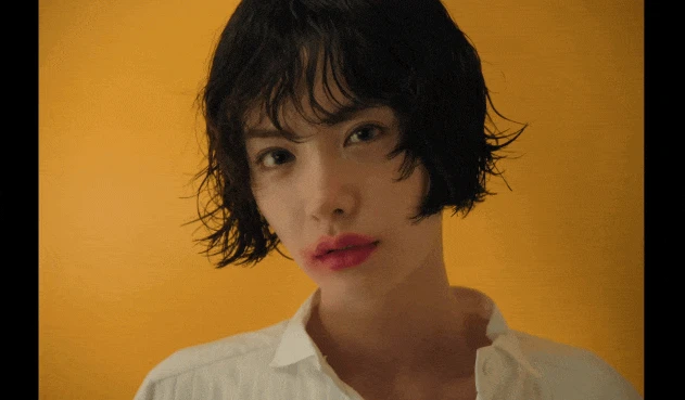 Mỹ nhân đẹp nhất thế giới phát điên vì 1 người đàn ông, ánh mắt càng nhìn càng ám ảnh - Hình 1