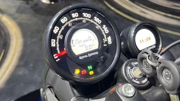 Royal Enfield Hunter 350 2026 ra mắt, giá gần 43 triệu đồng - Hình 4