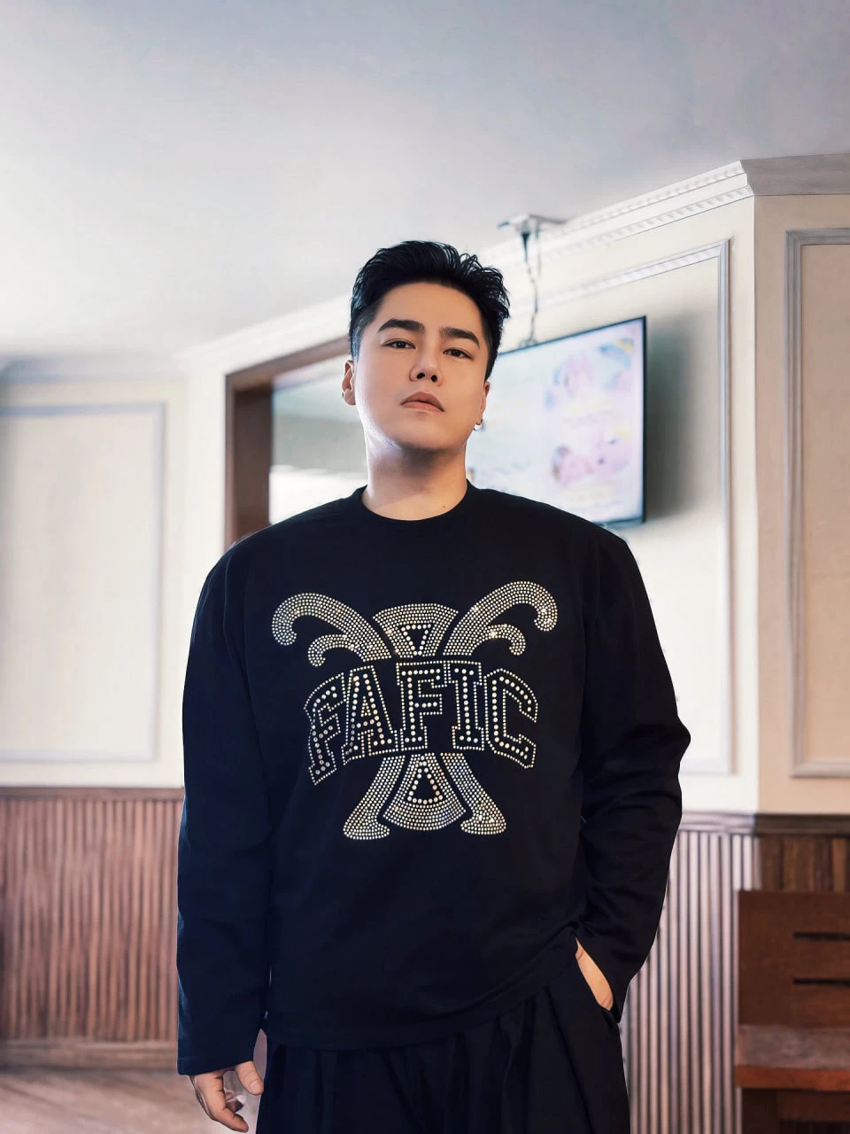 Ca sĩ Việt bị tố gạ gẫm trai trẻ với 1 triệu lượt đọc trên Threads hiện tại là ai? - Hình 1