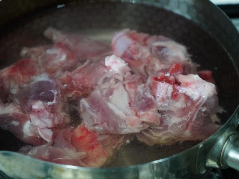 Món ăn tuyệt vời cho bữa cơm mùa hè: Nấu dễ lại giúp giải nhiệt mùa hè, giảm phù nề, tốt cho lá lách và dạ dày - Hình 13