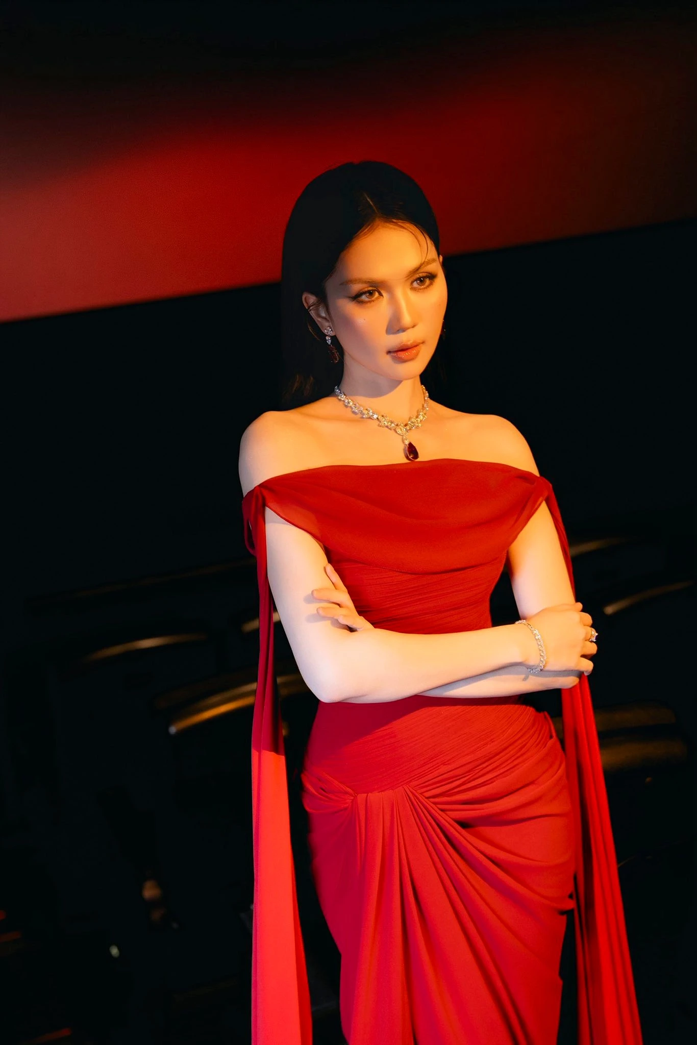 Nước đi sai lầm của Ngọc Trinh - Hình 10
