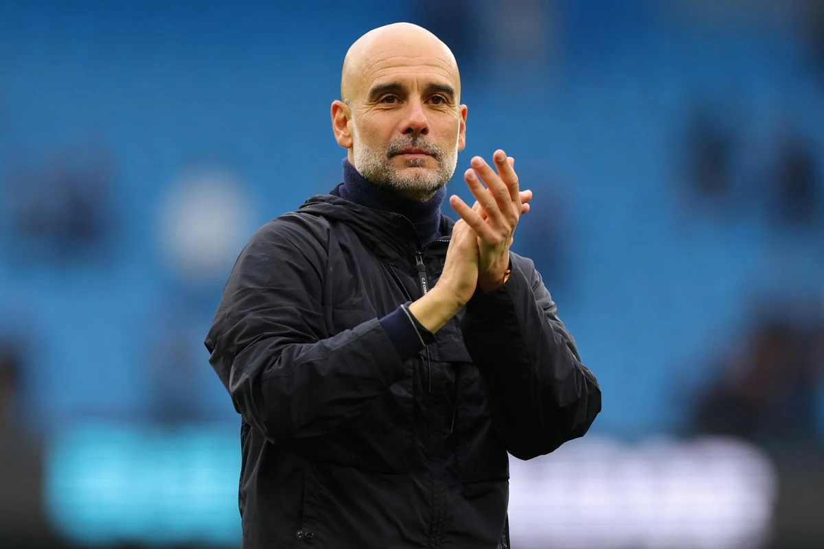 Pep Guardiola va chạm từ trọng tài tới VAR - Hình 2