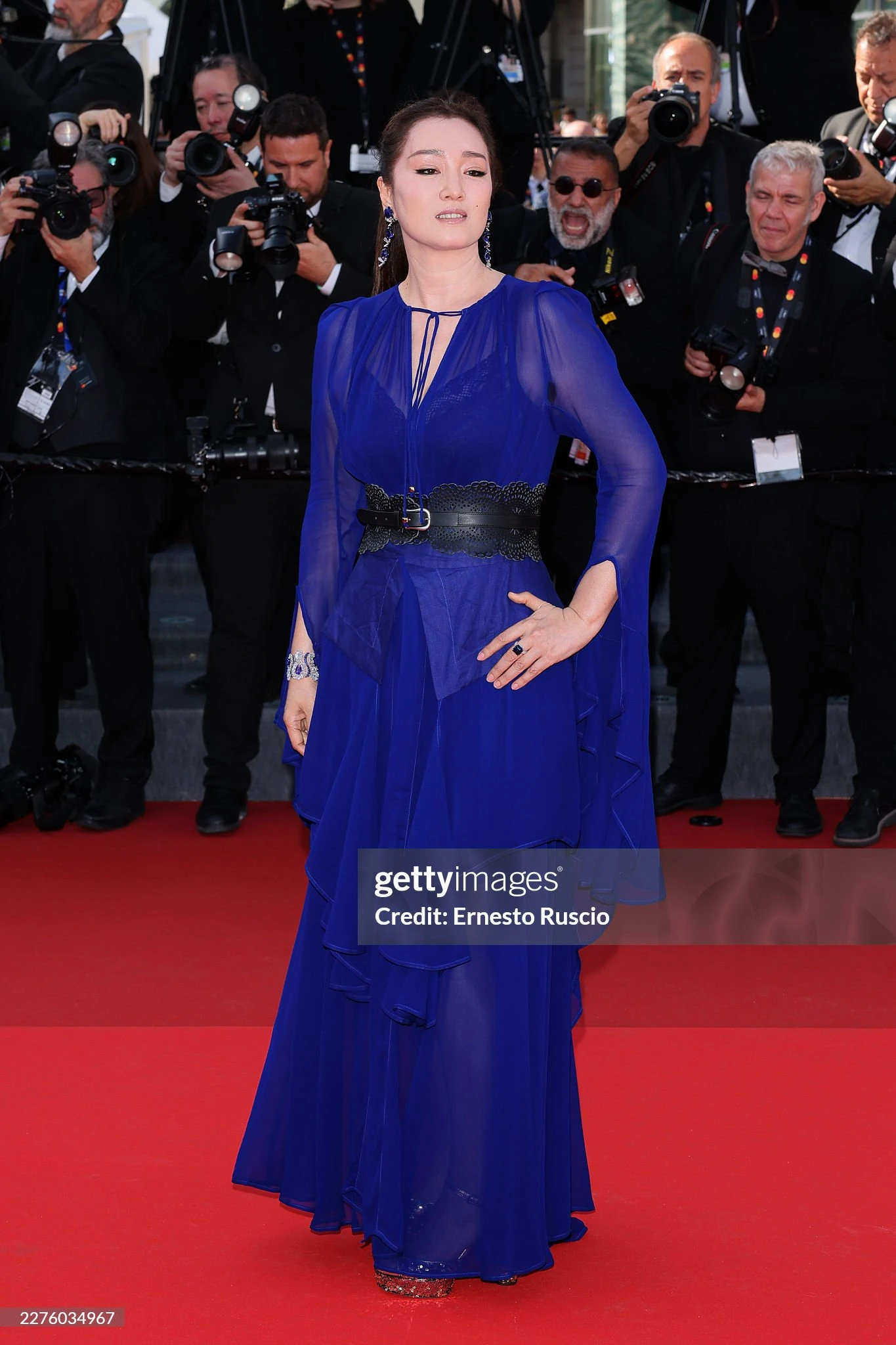 Thảm đỏ Cannes ngày 2: Demi Moore tha thướt bên chị đại Chompoo Araya, 1 Lọ Lem át cả dàn hoa hậu - thiên thần nội y - Hình 21