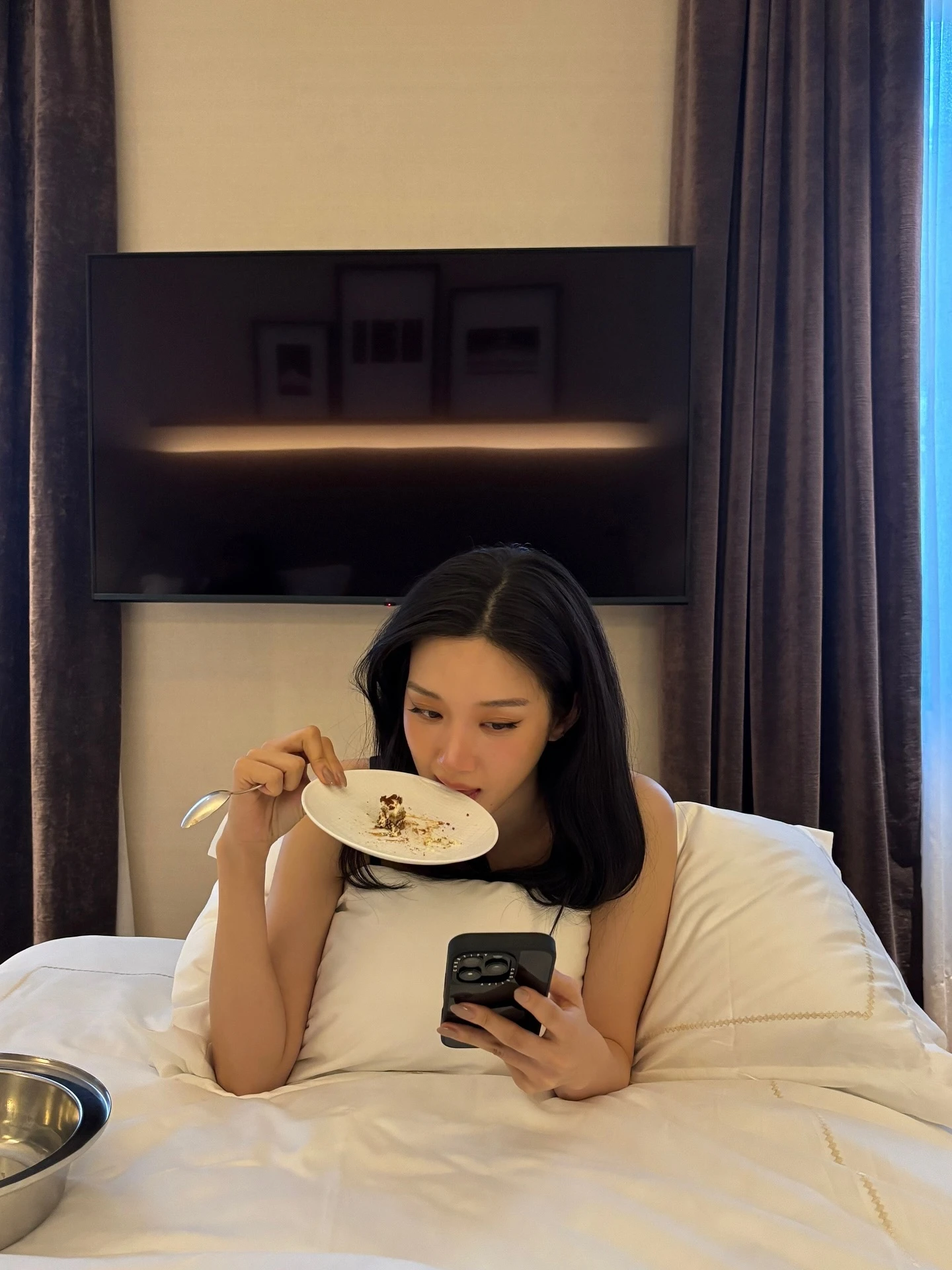 Không phải ai cũng được tạo hóa ưu ái đến mức này: Mặt đẹp một, thân hình đẹp mười, tìm mãi không ra góc nào để chê - Hình 7