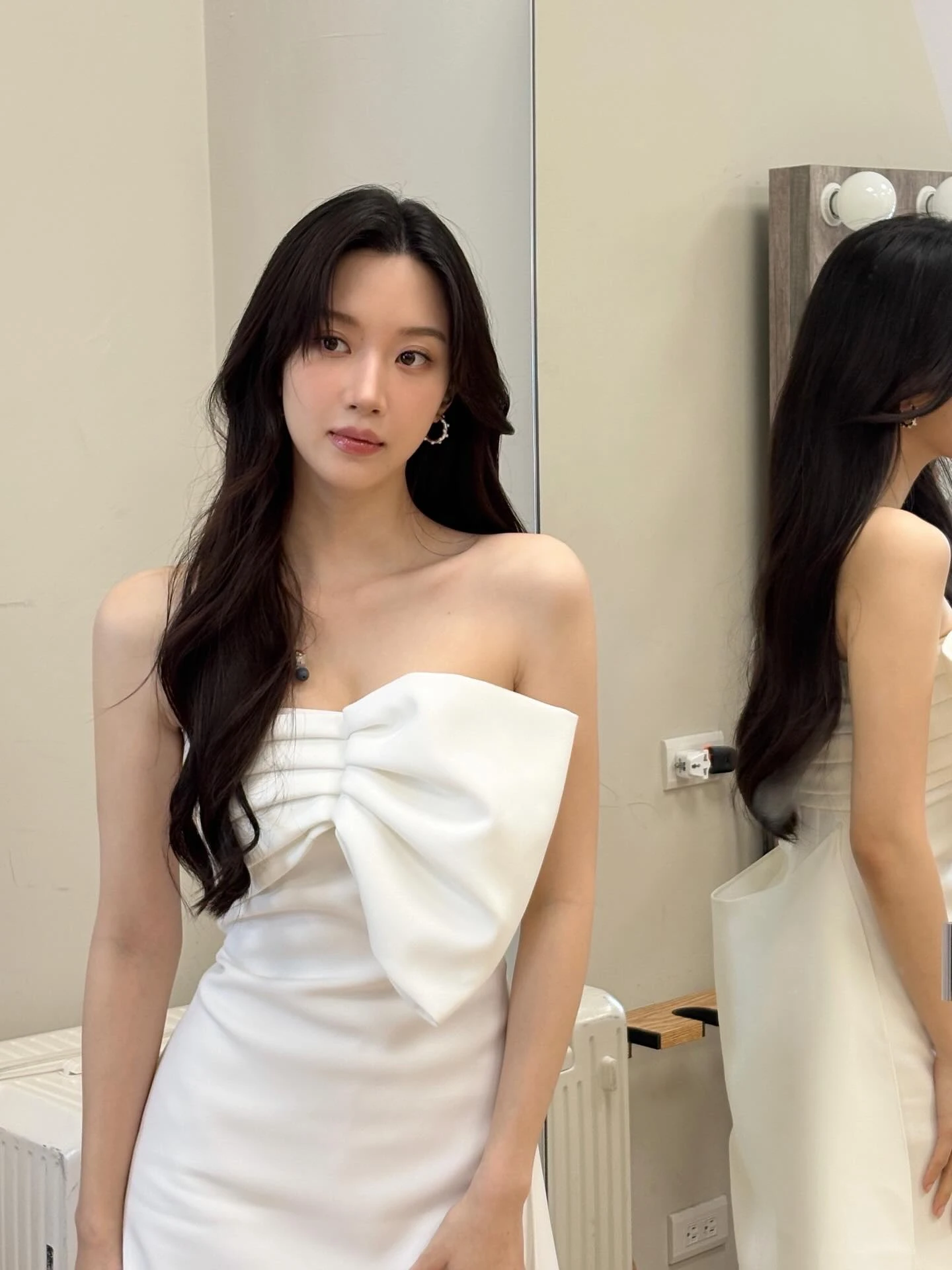 Không phải ai cũng được tạo hóa ưu ái đến mức này: Mặt đẹp một, thân hình đẹp mười, tìm mãi không ra góc nào để chê - Hình 6