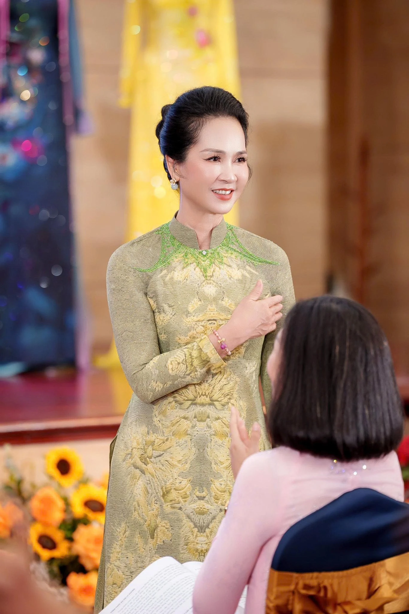 NSND Lan Hương biết rõ người phụ nữ vu khống vợ chồng mình - Hình 3
