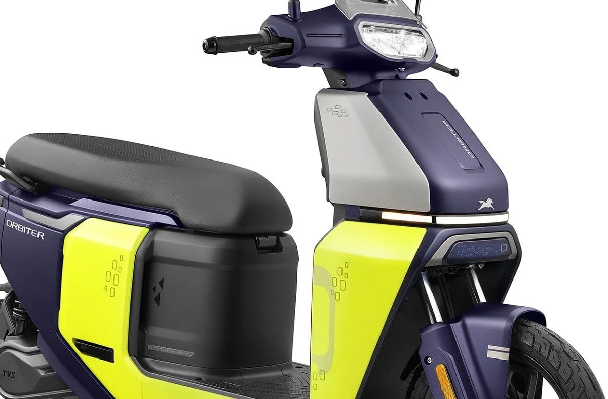 Xe máy điện giá 30 triệu đồng đẹp long lanh, đi 158km/lần sạc, trang bị công nghệ cho ô tô, rẻ hơn Vision chị em nhìn là mê - Hình 1