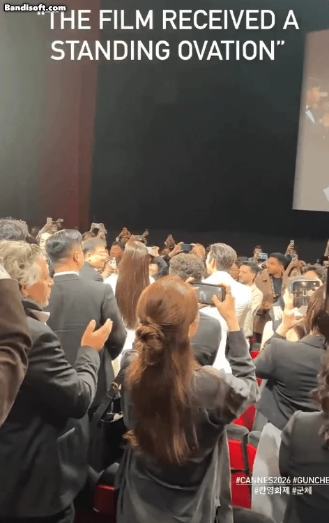 Chiếu nửa đêm mà phim Hàn này vẫn làm Cannes dậy sóng: Hay cỡ nào mà vỗ tay 7 phút, nữ chính sang quá trời - Hình 7