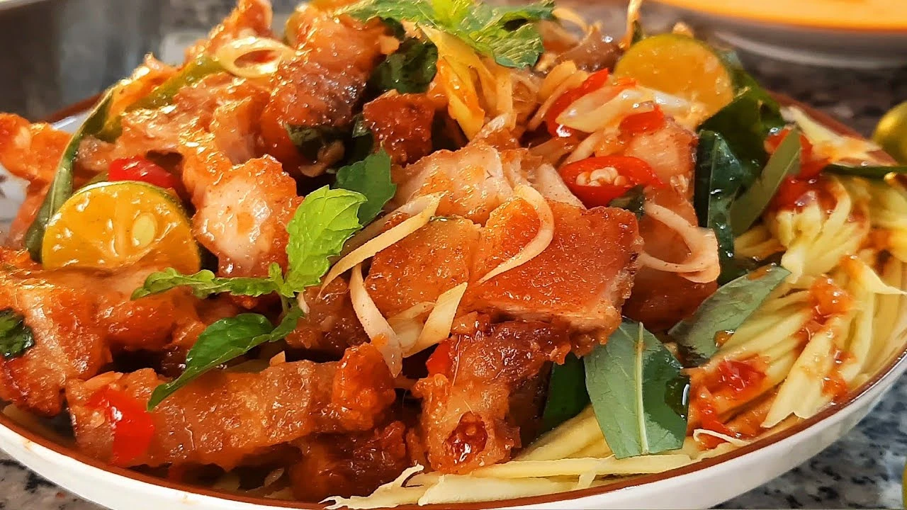 Tối nay làm ngay món nhậu cho chồng ngon lạ mà chỉ tốn 15 phút, đảm bảo cả nhà gắp không dừng đũa - Hình 2