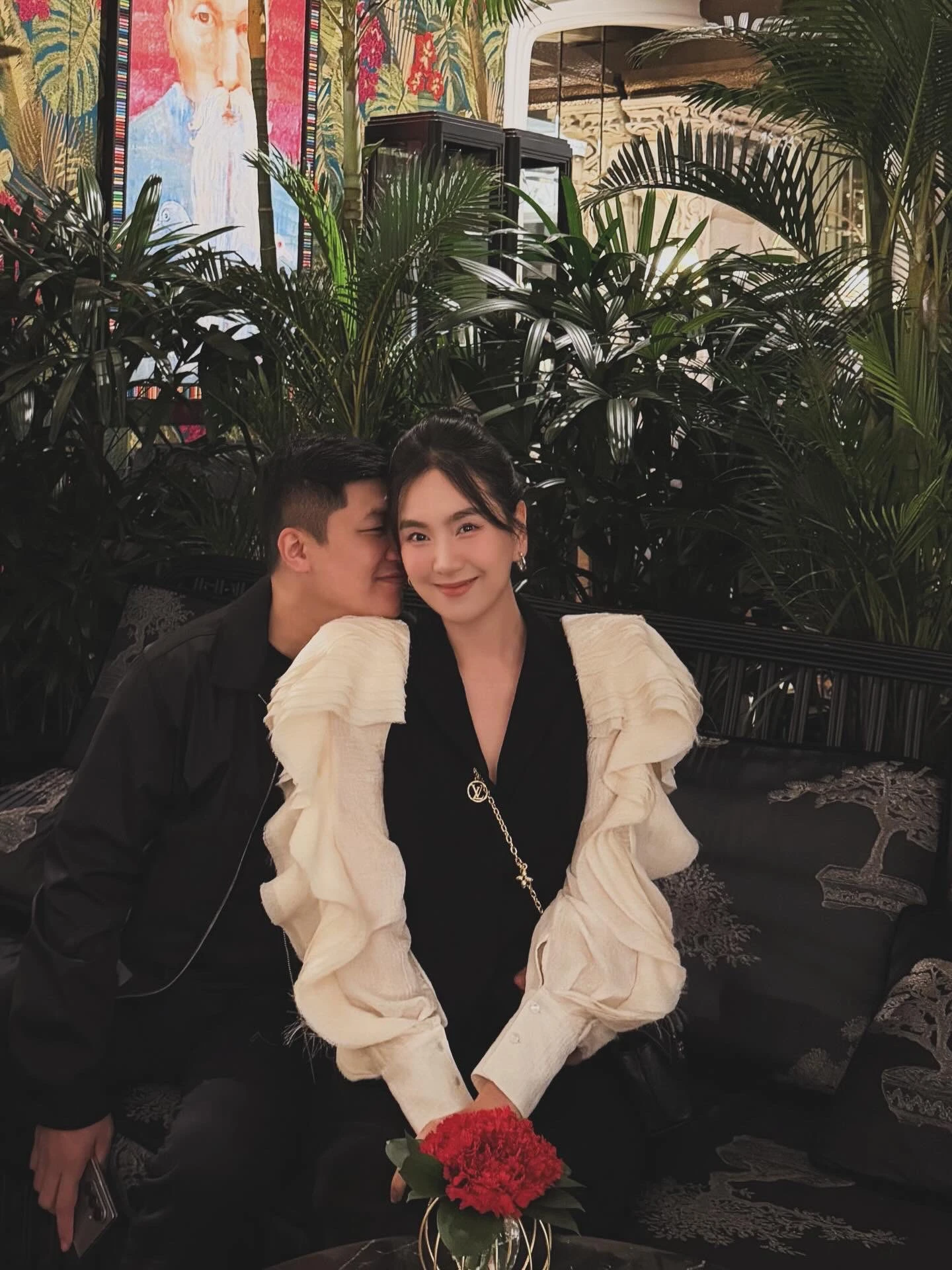 Trạng thái mới gây chú ý của MC Mai Ngọc - con dâu đại gia nổi tiếng ở Bắc Ninh - Hình 8