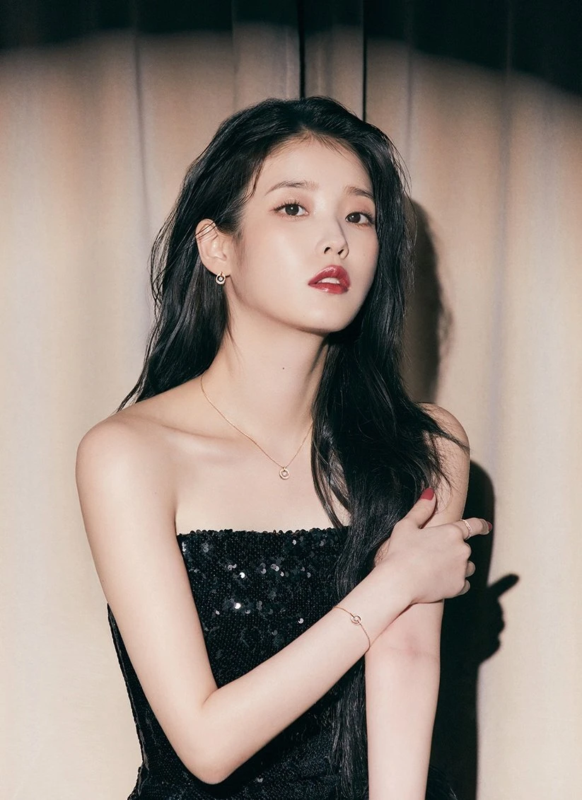 Showbiz có mỹ nhân cứ ra nhạc là top 1 cả nước, bỗng thành tội đồ quốc dân xin lỗi vẫn không được tha - Hình 2