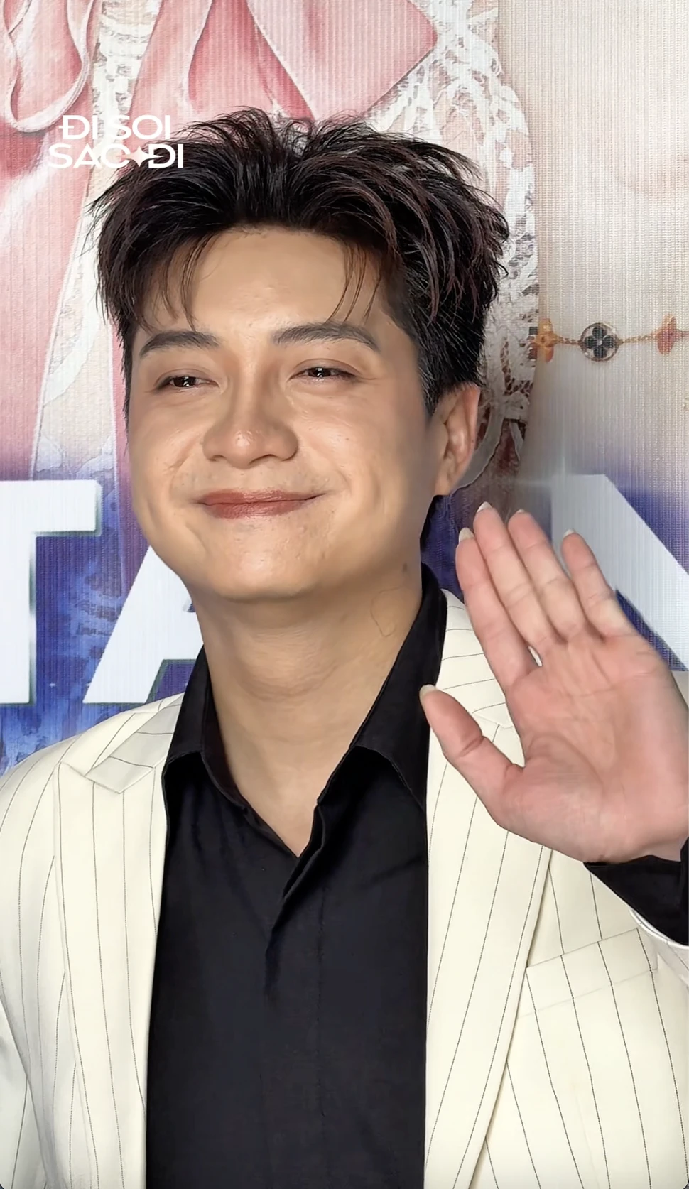 Dàn sao bị camera thường tóm dính: Hari Won top 1! - Hình 6