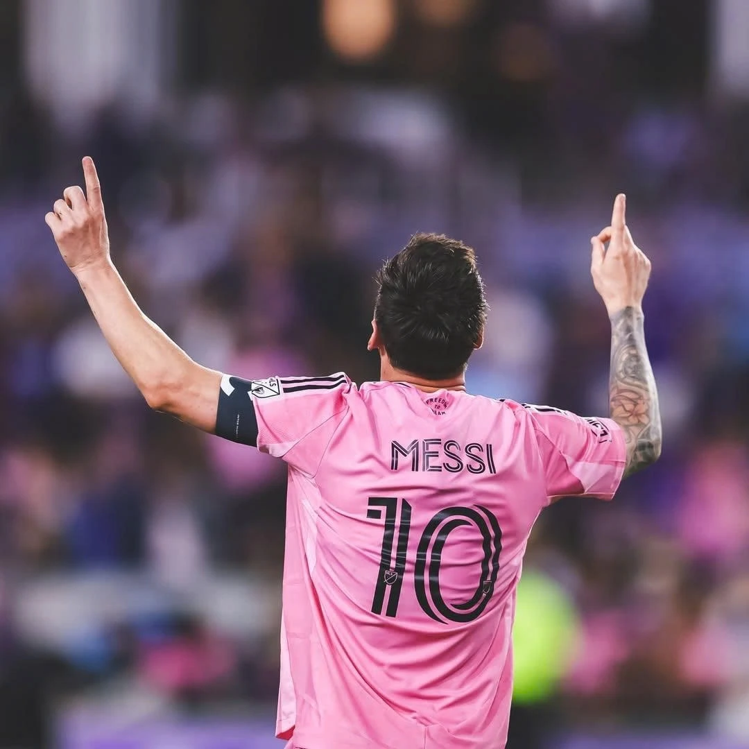 Hỗn loạn vì Messi - Hình 2