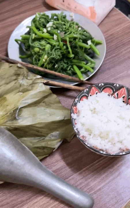 Vợ chồng trẻ người Thái từ Điện Biên xuống Hưng Yên làm công nhân, tổng thu nhập 18 triệu, nuôi con nhỏ vẫn dư 7 triệu: Người khen vun vén, người bảo kham khổ - Hình 2