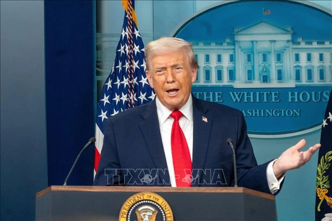Tổng thống Trump đưa ra tuyên bố bất ngờ về thời hạn với câu trả lời của Iran - Hình 1