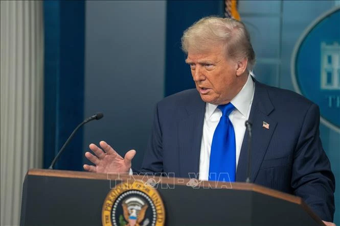 Tổng thống Trump chỉ rõ lĩnh vực cần vượt Nga để tăng cường hiện diện ở Bắc Cực - Hình 1