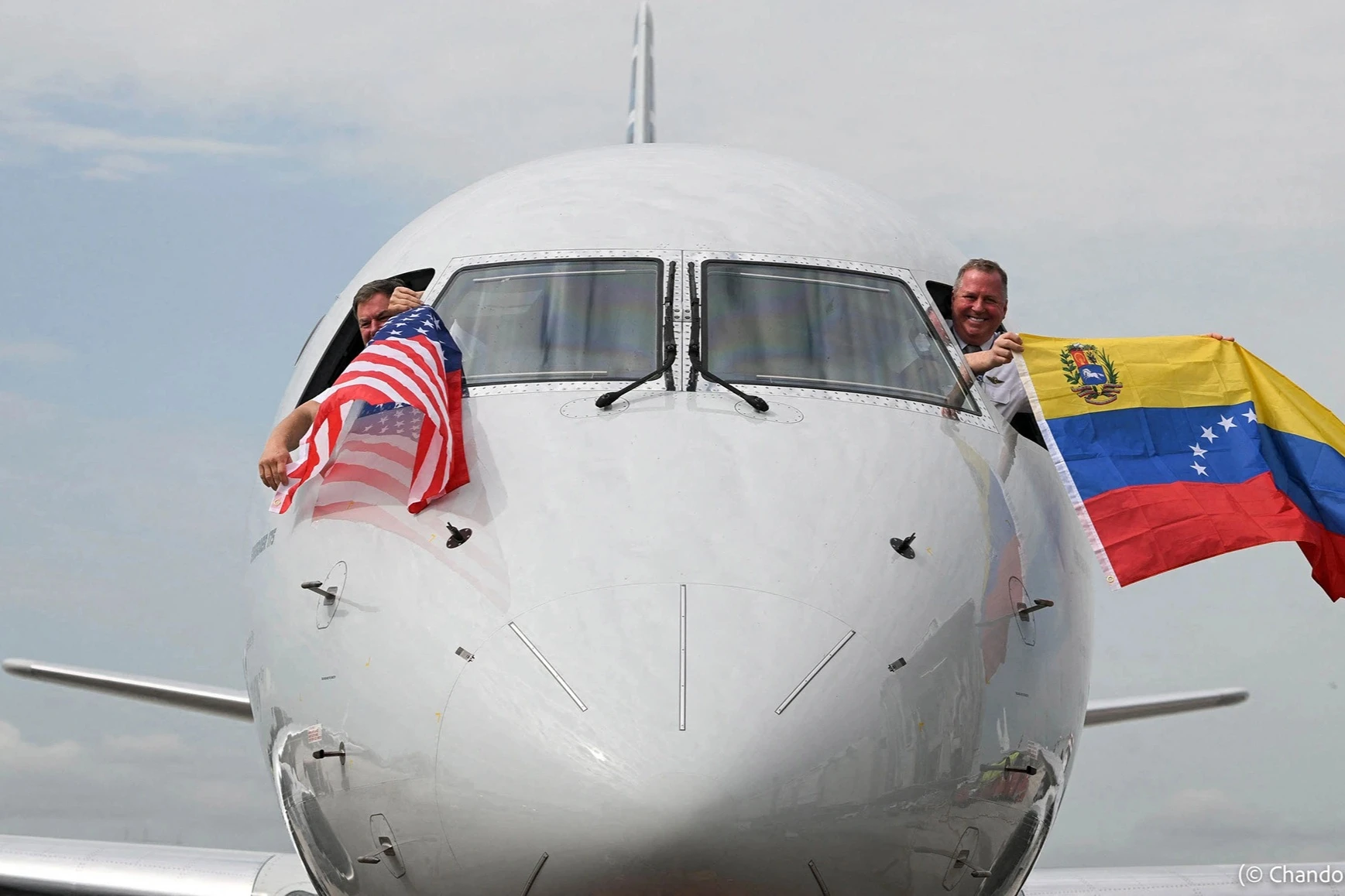 Venezuela cho phép máy bay quân sự Mỹ diễn tập bay qua không phận - Hình 1