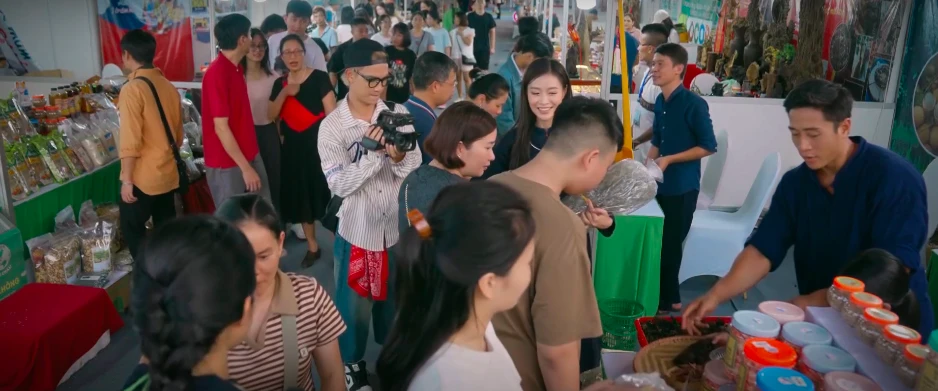 Lời hứa đầu tiên - Tập 12: Vi Minh xuống tinh thần khi ở đỉnh cao vinh quang - Hình 18