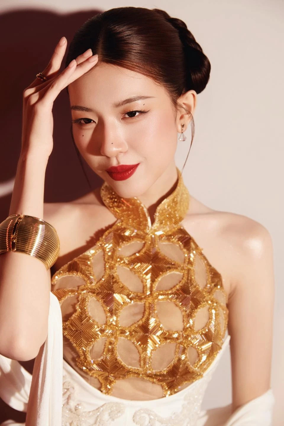 Sốc với mỹ nhân Việt đẹp như hoa như ngọc: Sắc vóc xứng đáng thi Hoa hậu, nói tiên nga giáng thế không ngoa - Hình 17