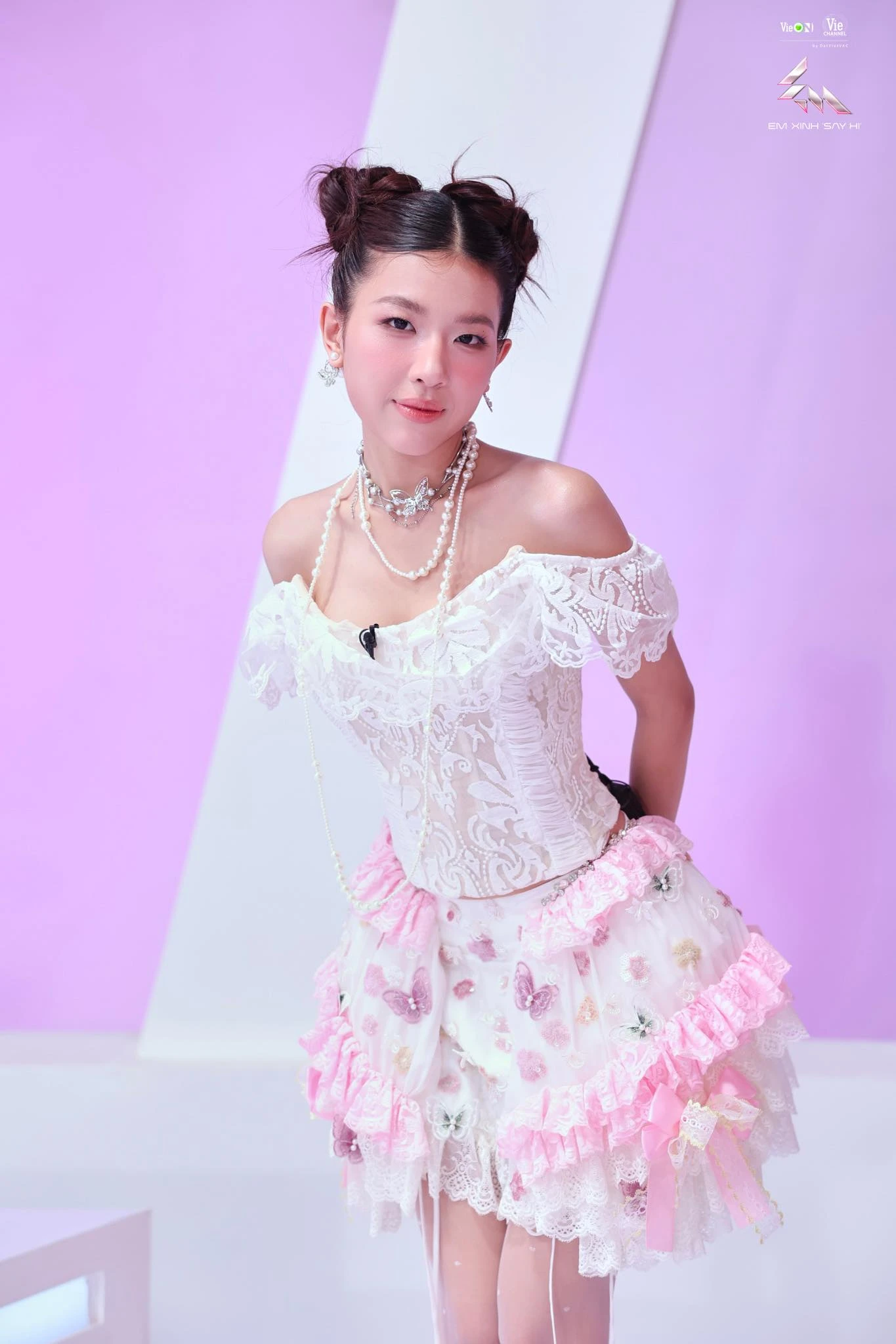 Sốc với mỹ nhân Việt đẹp như hoa như ngọc: Sắc vóc xứng đáng thi Hoa hậu, nói tiên nga giáng thế không ngoa - Hình 12