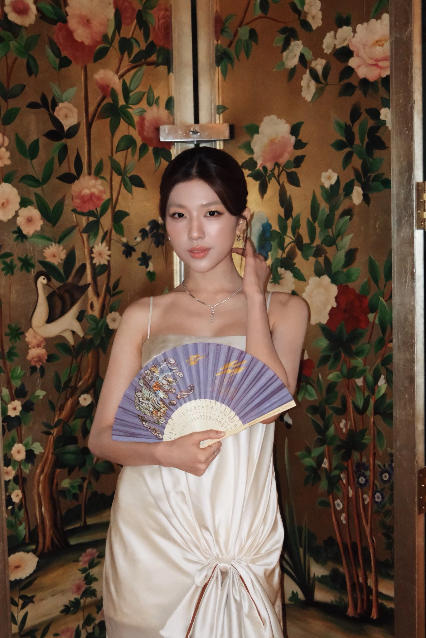 Sốc với mỹ nhân Việt đẹp như hoa như ngọc: Sắc vóc xứng đáng thi Hoa hậu, nói tiên nga giáng thế không ngoa - Hình 21