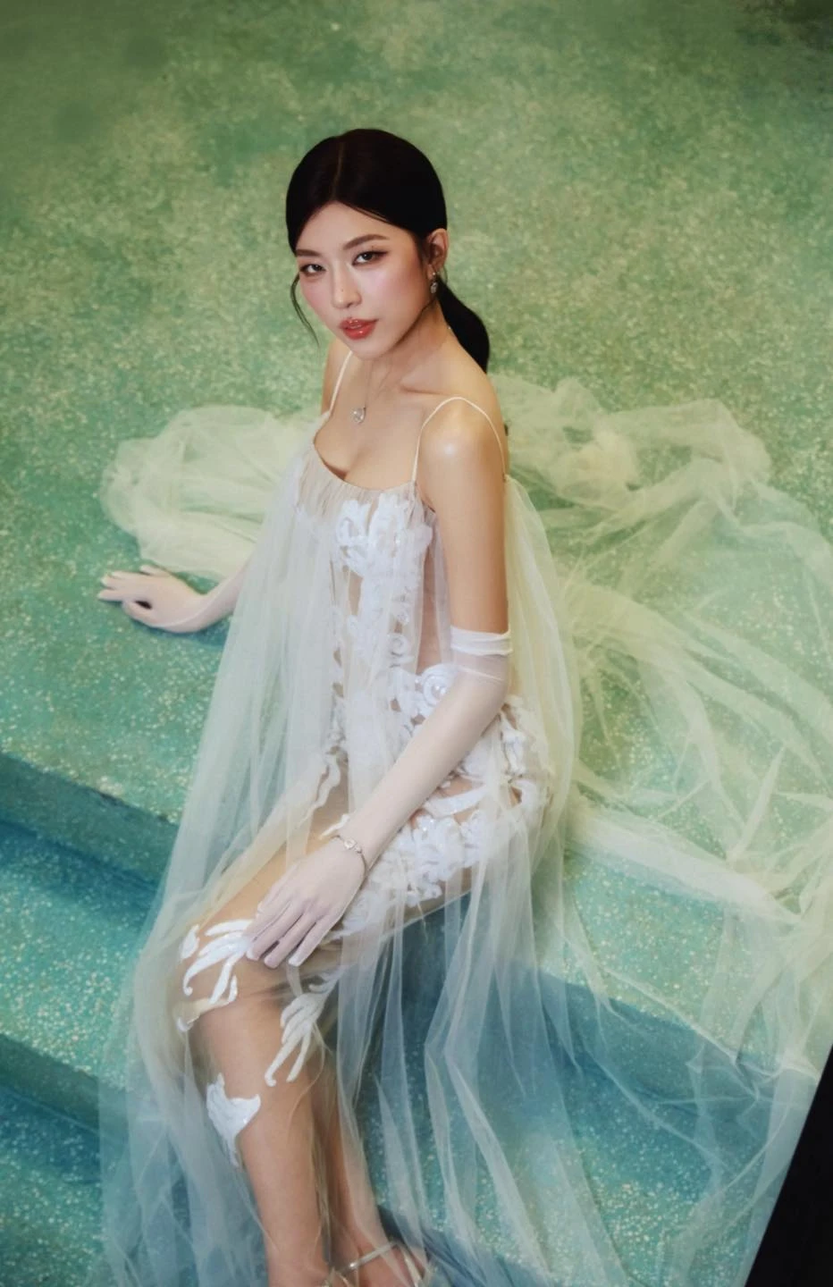 Sốc với mỹ nhân Việt đẹp như hoa như ngọc: Sắc vóc xứng đáng thi Hoa hậu, nói tiên nga giáng thế không ngoa - Hình 16