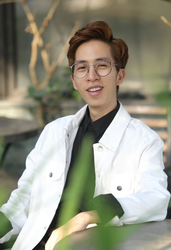 ViruSs mượn chuyện Sơn Tùng xác định mối quan hệ với mỹ nhân 2k3 thi Hoa hậu: Một người xinh đẹp dễ thương tôi quen - Hình 2