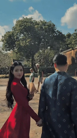 Mới cưới được mấy bữa, Văn Thanh đã vào vai gia trưởng, nói với vợ tiểu thư một câu khiến dân mạng bật cười - Hình 3