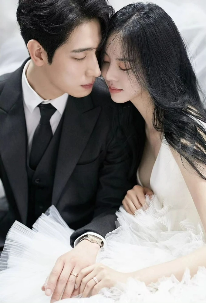 Soobin bất ngờ khoe con trai đầu lòng, visual bé lập tức gây bão - Hình 11