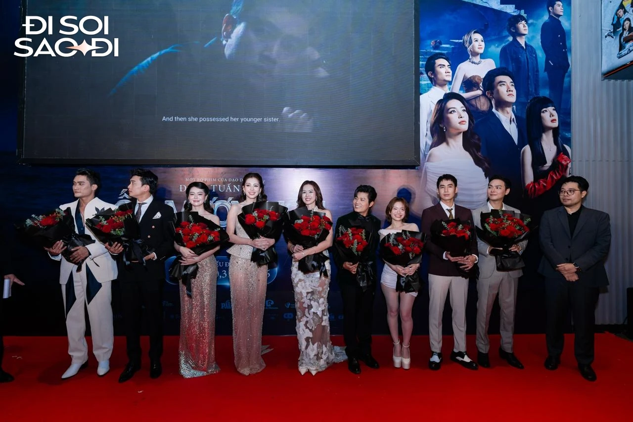 Thảm đỏ HOT nhất hôm nay: Tiểu Vy đẹp lấn át Thanh Thủy - Thiên Ân, Hòa Minzy xinh yêu như công chúa - Hình 1