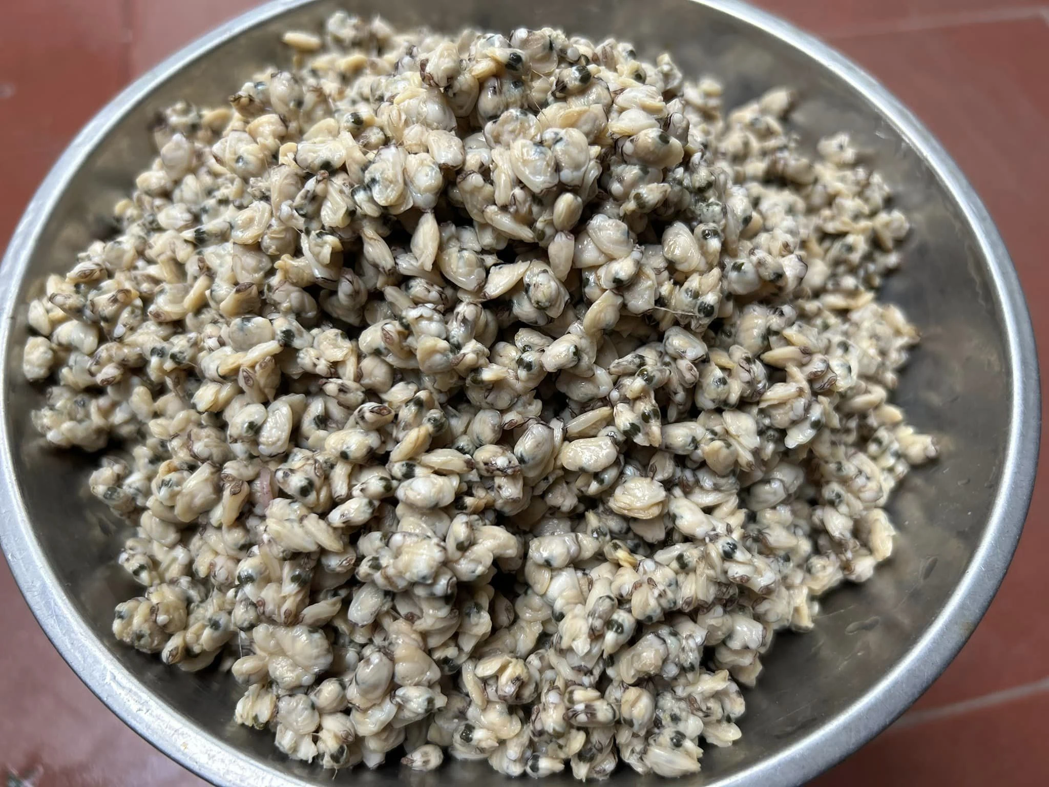 2 thứ rẻ bèo kết hợp lại ra bát canh ngọt thanh, mát gan hạ hỏa ngày nắng nóng - Hình 1