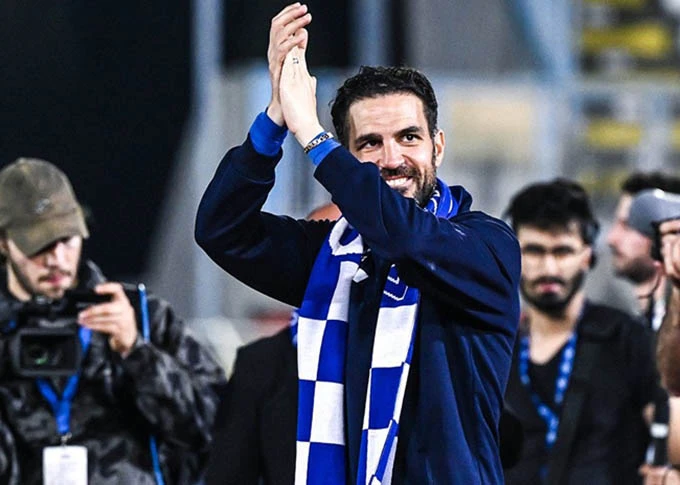 Cesc Fabregas khẳng định sẽ ở lại Como - Hình 1