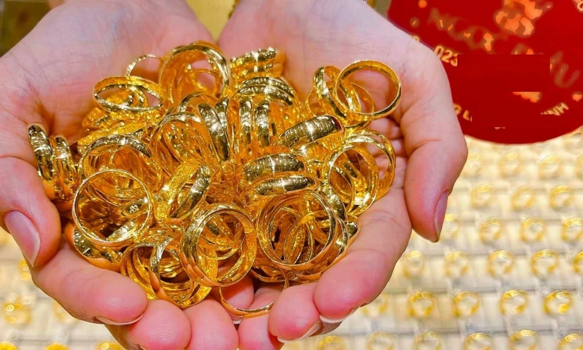 Tin mẹ hơn két sắt, tôi gửi giữ 8 cây vàng: 10 năm sau, tôi nhận món quà không ngờ - Hình 1